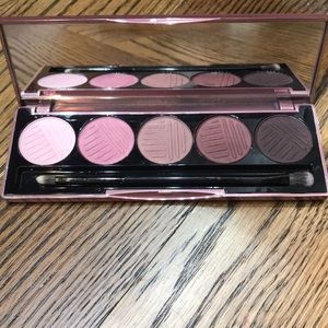 Dose of Colors Marvelous Mauves palette